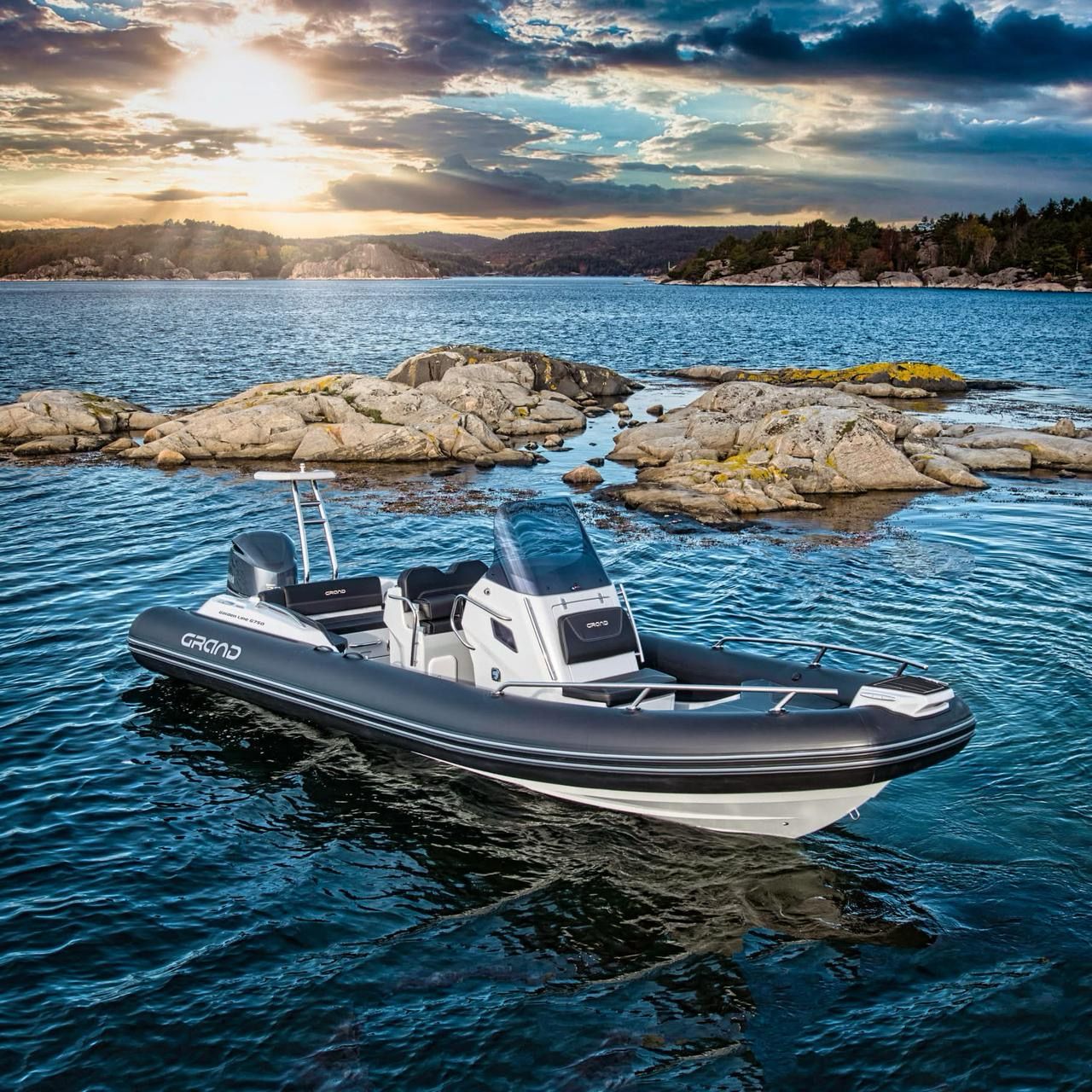 ΕΝΟΙΚΙΑΣΕΙΣ